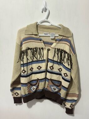 Capacity 90s vintage Western Inspired Cardigan Sweater with Fringe